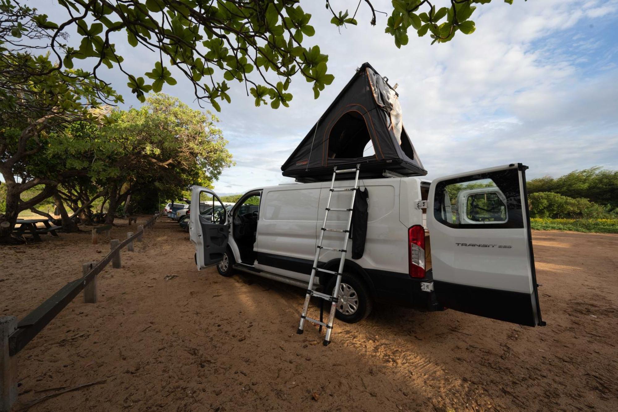 Campcar Maui Jeeps Suvs Hybrid Camper Van Rentals With Equipment And Travel Advice Kahului Buitenkant foto